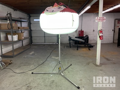2016 Multiquip GBW 1000 W Balloon Light Tower