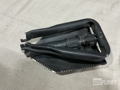 (72) Entrenching Tools