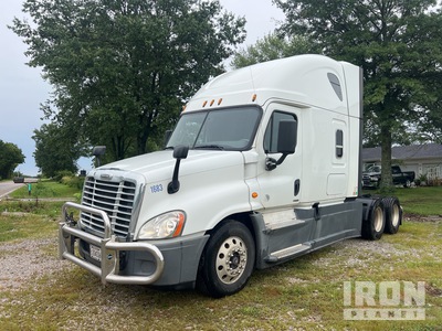 2016 Freightliner Cascadia 125 6x4 T/A Sleeper Truck Tractor