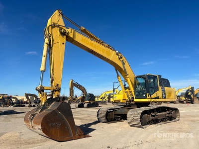 2019 Komatsu PC490LC-11 Tracked Excavator