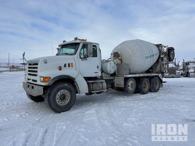 2000 Sterling LT9511 10x4 Mixer Truck