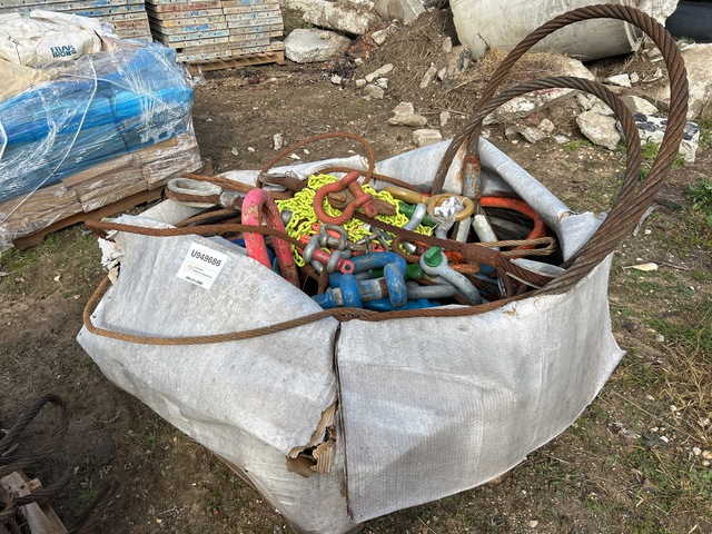 Quantity of Shackles & Rigging