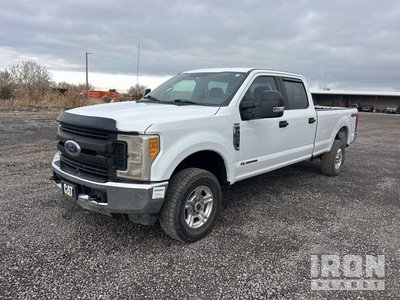 2017 Ford F-250 XL 4x4 Crew Cab Pickup
