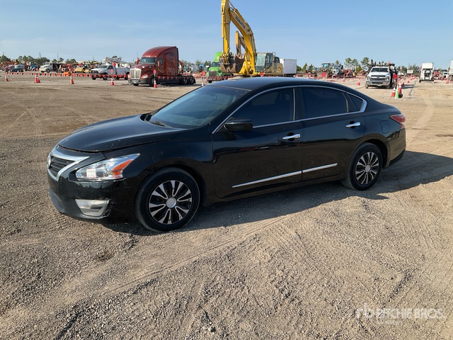 2015 Nissan