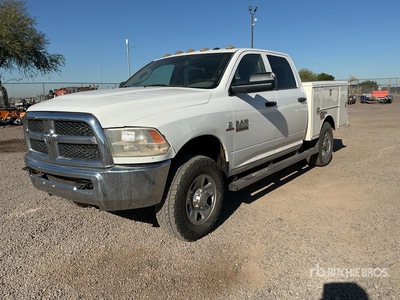 2015 Ram 2500 4x4 Crew Cab شاحنة متعددة الاغراض