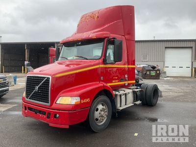 2016 Volvo VNM42T 4x2 S/A Day Cab Truck Tractor
