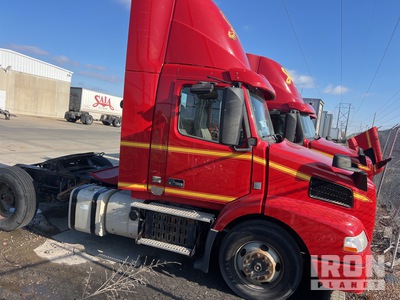 2017 Volvo VNM42T 4x2 Day Cab Prime Mover (Inoperable)