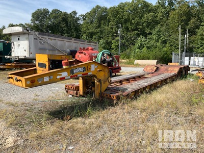 1987 Rogers CLT3H35DSF22-FAB-R20RS Tri/A Removable Gooseneck Lowboy Trailer