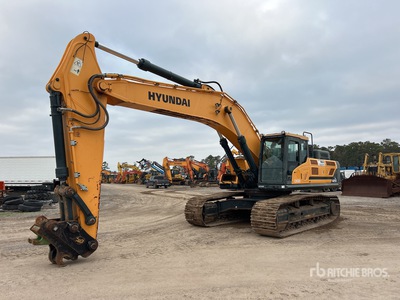 2020 Hyundai HX480L Tracked Excavator