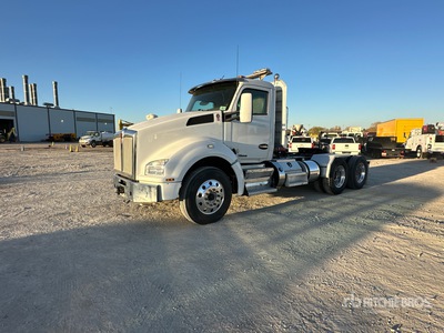 2018 Kenworth T880 6x4 T/A Day Cab Truck Tractor