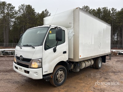 2018 Hino 165 4x2 Gesloten vrachtwagen