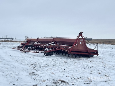 Case 7200 x Hoe Press Drill