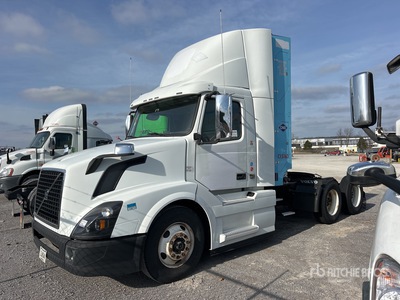 2018 Volvo VNL CNG 6x4 T/A Day Cab Truck Tractor (Inoperable)