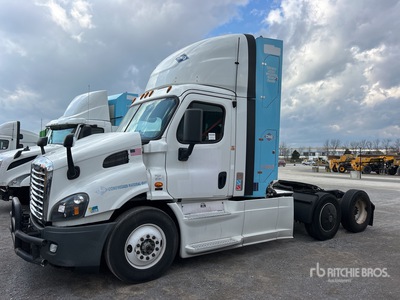 2018 Freightliner Cascadia 113 CNG 6x4 T/A Day Cab Truck Tractor (Inoperable)