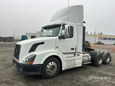 2015 Volvo VNL 6x4 T/A Day Cab Truck Tractor