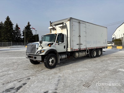 2011 International 7500 Van Truck