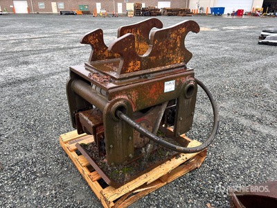 CWS 32 in Plate Compactor