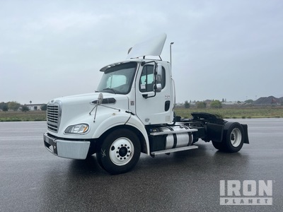 2015 Freightliner M2 106 4x2 S/A Day Cab Truck Tractor
