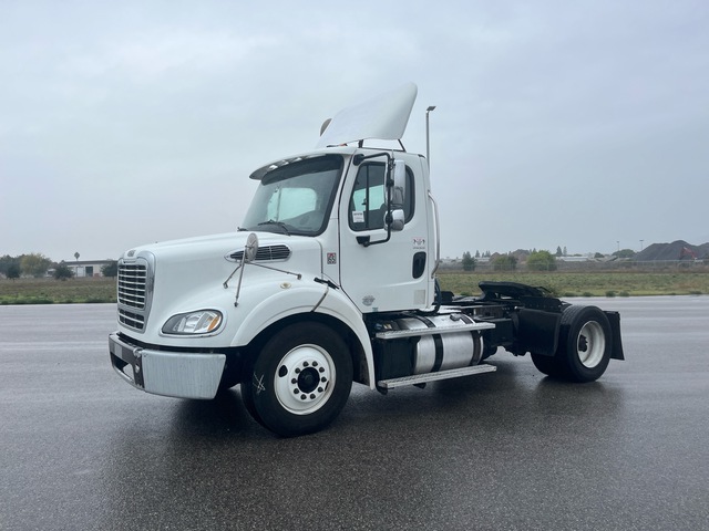 2015 Freightliner M2 106 4x2 S/A Day Cab Truck Tractor