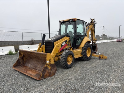 2011 Cat 420E Chargeuse-pelleteuse