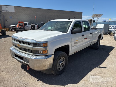 2019 Chevrolet Silverado 2500HD 4x4 Crew Cab Pickup