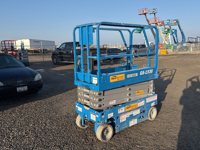 2017 Genie GS-1930 Electric Scissor Lift