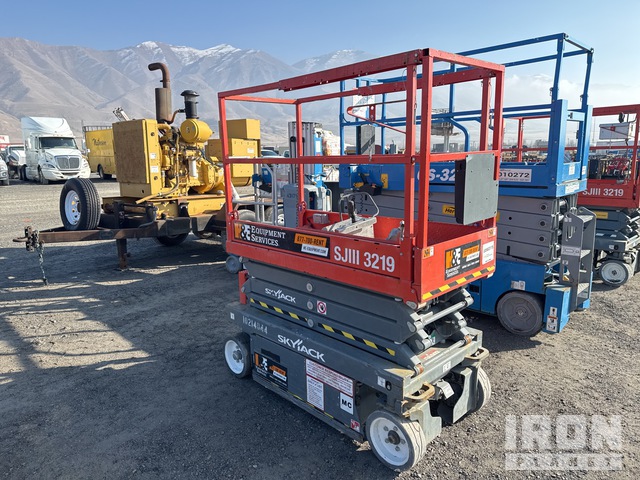 ELEVADOR TIJERA 2017 SKYJACK 3219