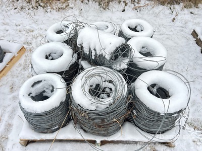 Quantity of Fence Wire