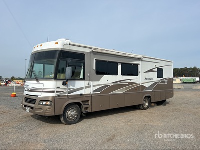 2005 Workhorse W22 Motor Home