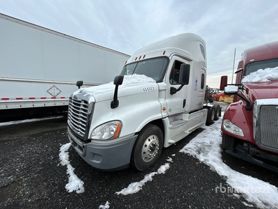 2015 Freightliner Cascadia 125 6x4 Sleeper Truck Tractor (Inoperable)