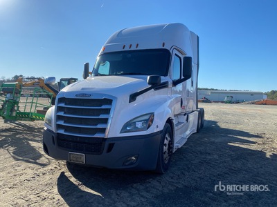 2018 Freightliner Cascadia 126 Ciągnik siodłowy T/A z kabiną sypialną
