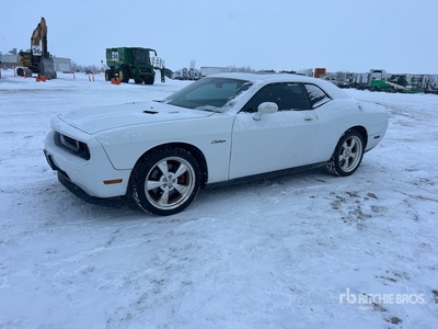 2010 Dodge Challenger R/T Automobile