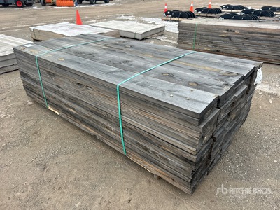 Quantity of (80) 2 in x 10 in x 8 ft - SYP Lumber Divers - Matériaux de construction