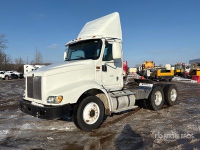 2005 International 9200i 6x4 T/A Day Cab Truck Tractor