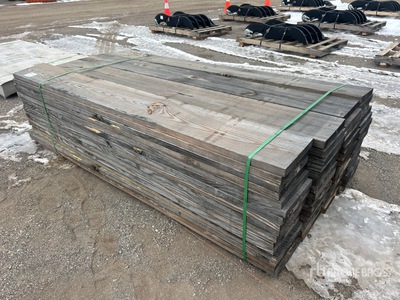 Quantity of (64) 2 in x 12 in x 8 ft - SYP Lumber Divers - Matériaux de construction