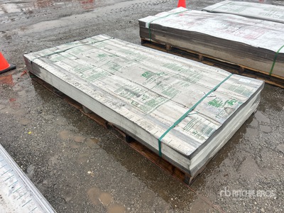 Quantity of (100) 4 ft x 8 ft Thermoply Sheathing Divers - Matériaux de construction