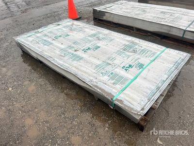Quantity of (100) 4 ft x 8 ft Thermoply Sheathing Divers - Matériaux de construction