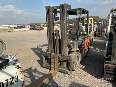 2022 Doosan G30N7 5500 lb Pneumatic Tire Forklift