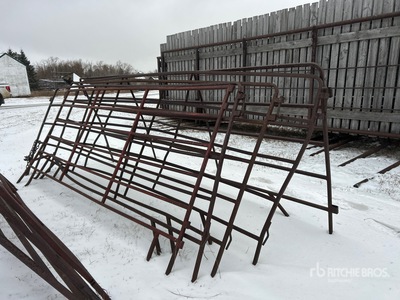 Quantity of (4) x Livestock Panel