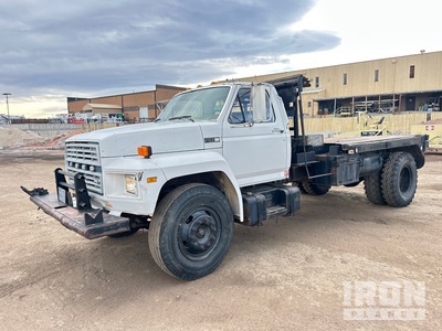 1984 Ford 4x2 Flatbed Truck