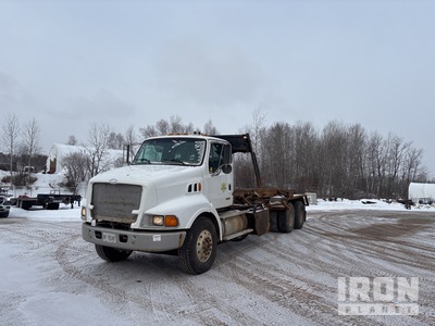 2000 Sterling L9500 6x4 Roll-off vrachtwagen