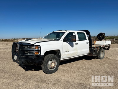 2019 Chevrolet 3500 HD 4x4 Crew Cab Ciężarówka z płaską platformą
