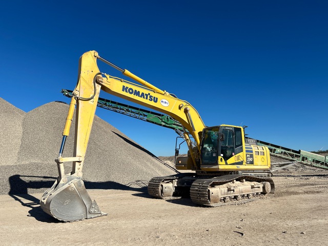 2015 (unverified) Komatsu PC290LC-11 Tracked Excavator