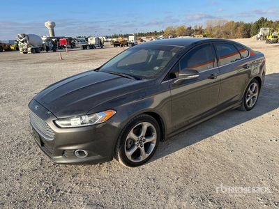 2015 Ford Fusion SE Automobile
