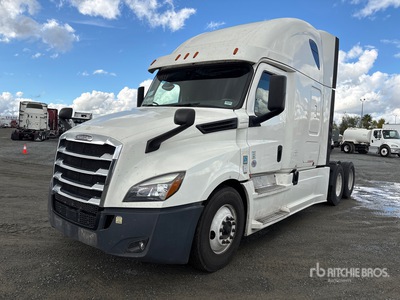 2020 Freightliner Cascadia 126 6x4 T/A Sleeper Truck Tractor
