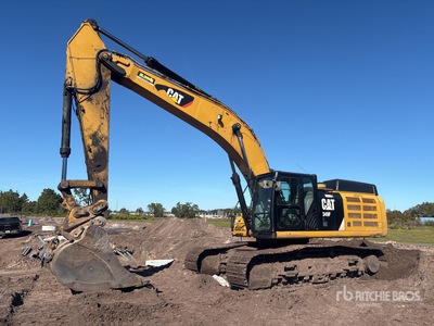 2019 Cat 349FL Tracked Excavator