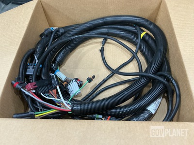 (7) Navistar 3820962C91 Branched Wiring Harnesses
