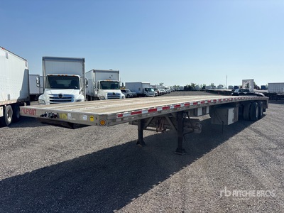 2014 Reitnouer 53 ft T/A Flatbed Trailer