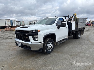 2021 Chevrolet 3500HD 4x4 Platte vrachtwagen