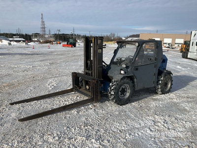 2018 CMC 1300 kg Pneumatic Tire رافعة شوكية